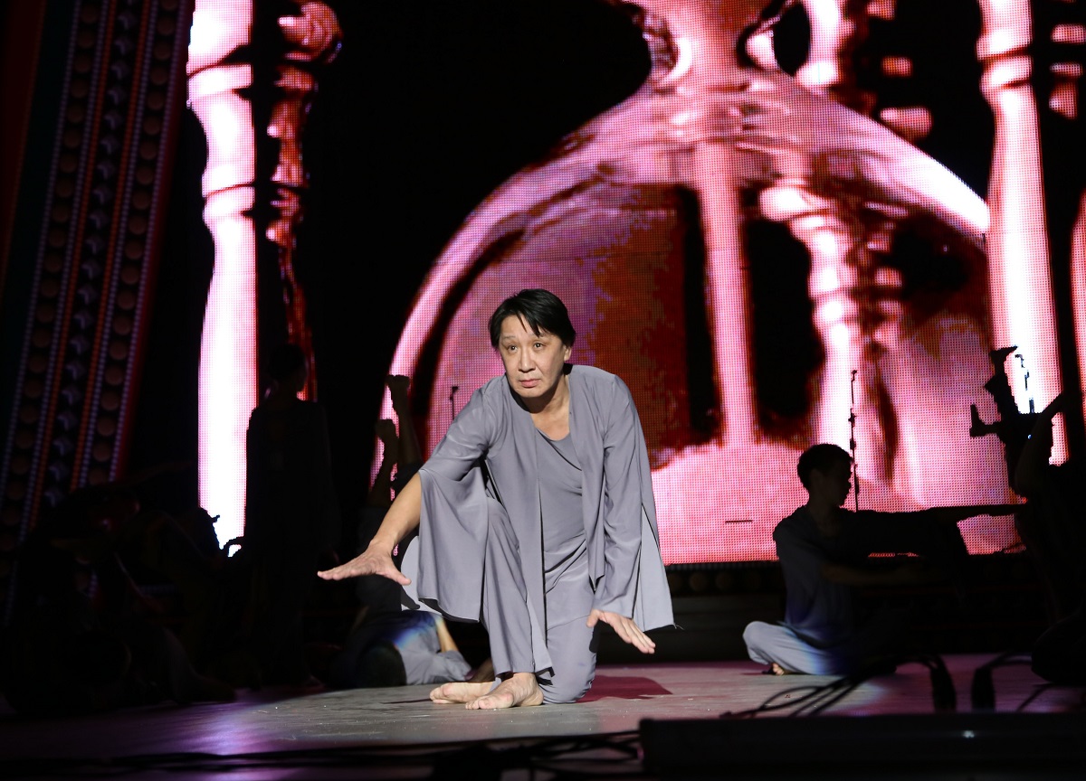 Якутскому танцору, звезде ламбады Афанасию Афанасьеву вынесен приговор