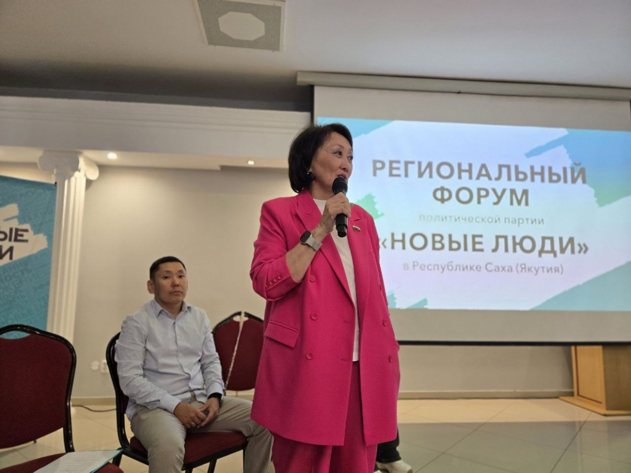 Сардана Авксентьева подружилась с ИИ