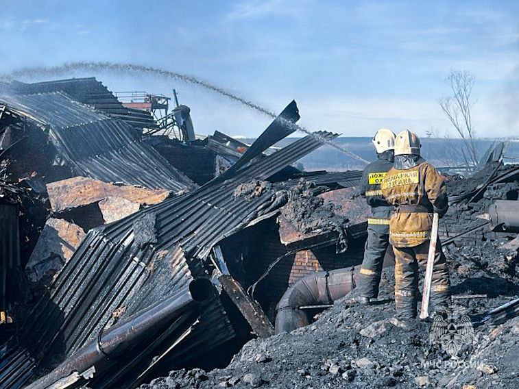 Двое пострадавших при пожаре на фабрике «Нерюнгринская» «тяжелые стабильные»