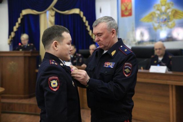 Уволят ли полицейского Николая Реброва за сломанный нос якутянки?