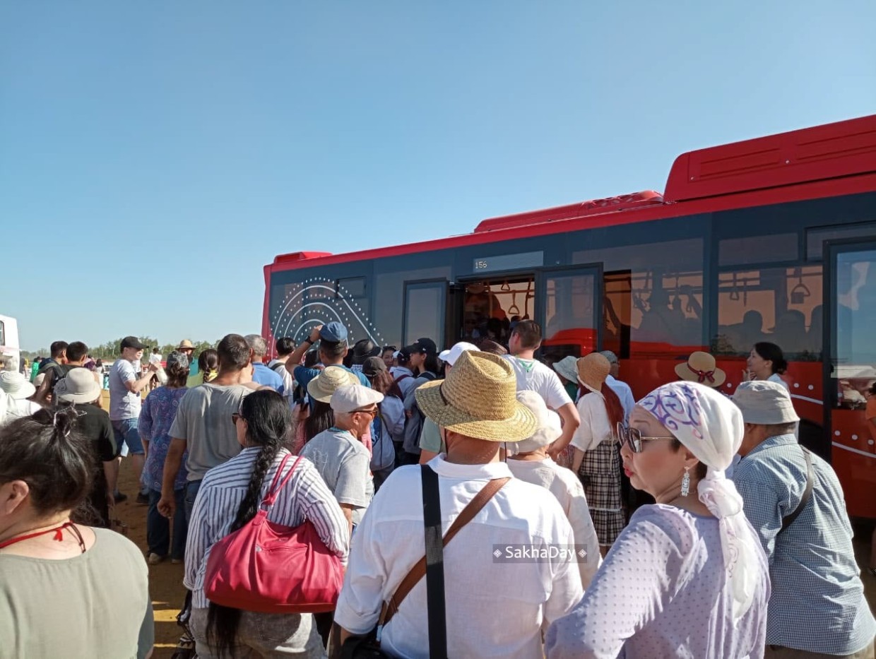 Сколько будет стоить поездка на Ысыах Туймаады на автобусе?