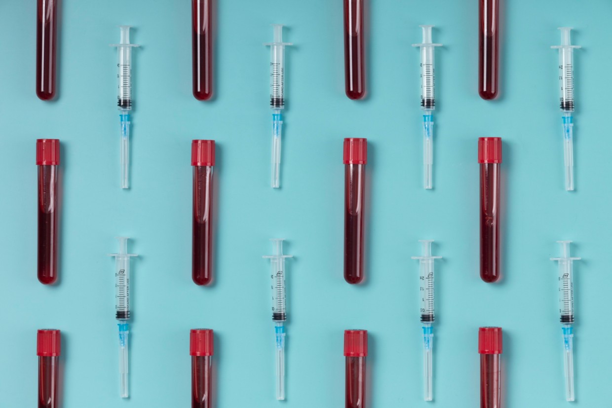 Наутро голова как чугунок: кажется, пока вы спите, ваша кровь сгущается и совсем не дышит — вот, что поможет