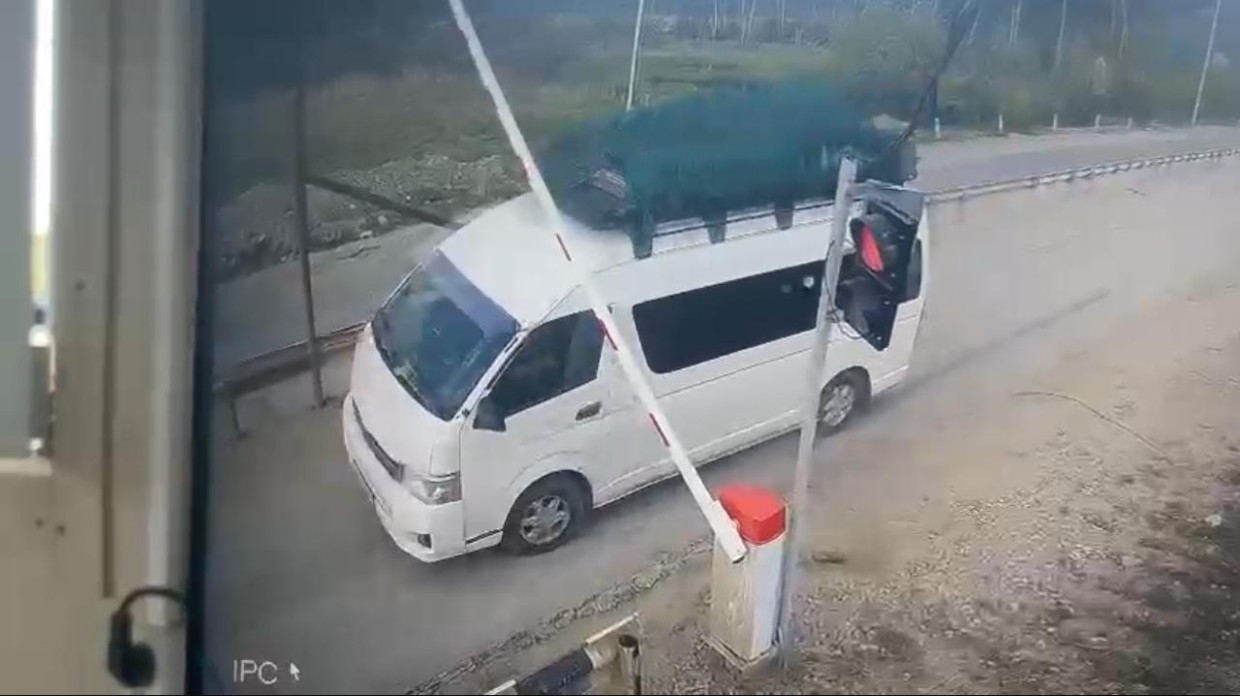 На переправе Якутск — Нижний Бестях водители часто нарушают правила, началась проверка