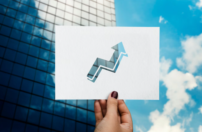 Эти знаки зодиака получат повышение: карьерный гороскоп — успех придет в июне