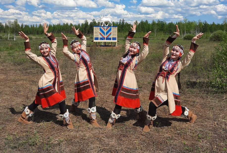 Переиздан уникальный словарь: в нем у весны четыре слова, а у снега четырнадцать