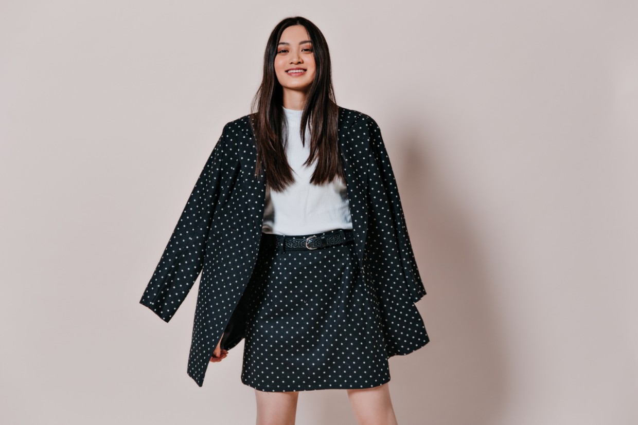 Красиво и очень нежно: варианты на замену джинсам для элегантных девушек — топ самых стильных юбок на лето 2025