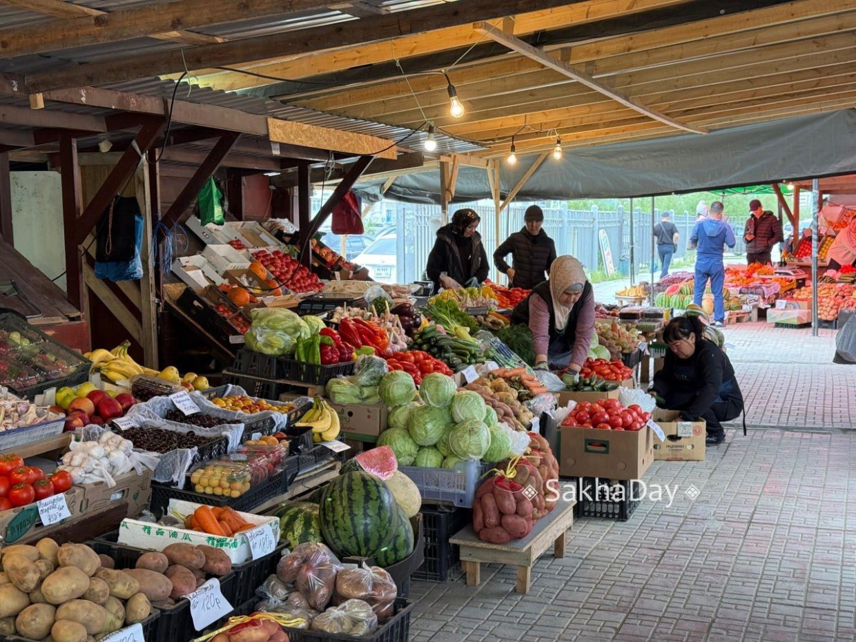 Цены на фрукты и овощи в Якутске: сколько стоит летний стол перед Ысыахом