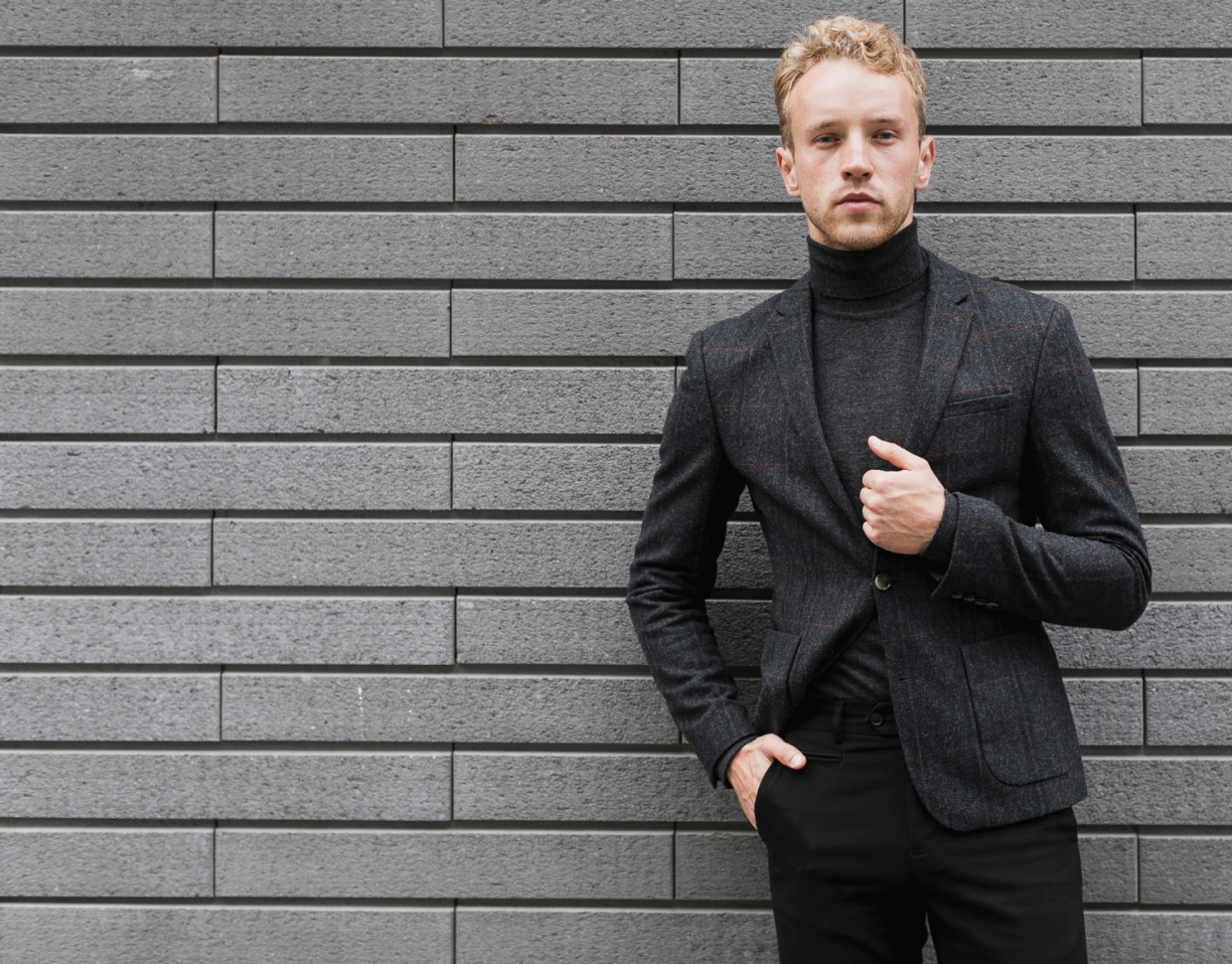 Быть как денди: вот, зачем на пиджаках пришивают пуговицы — это вовсе не декор, вот 2 причины, зачем они нужны