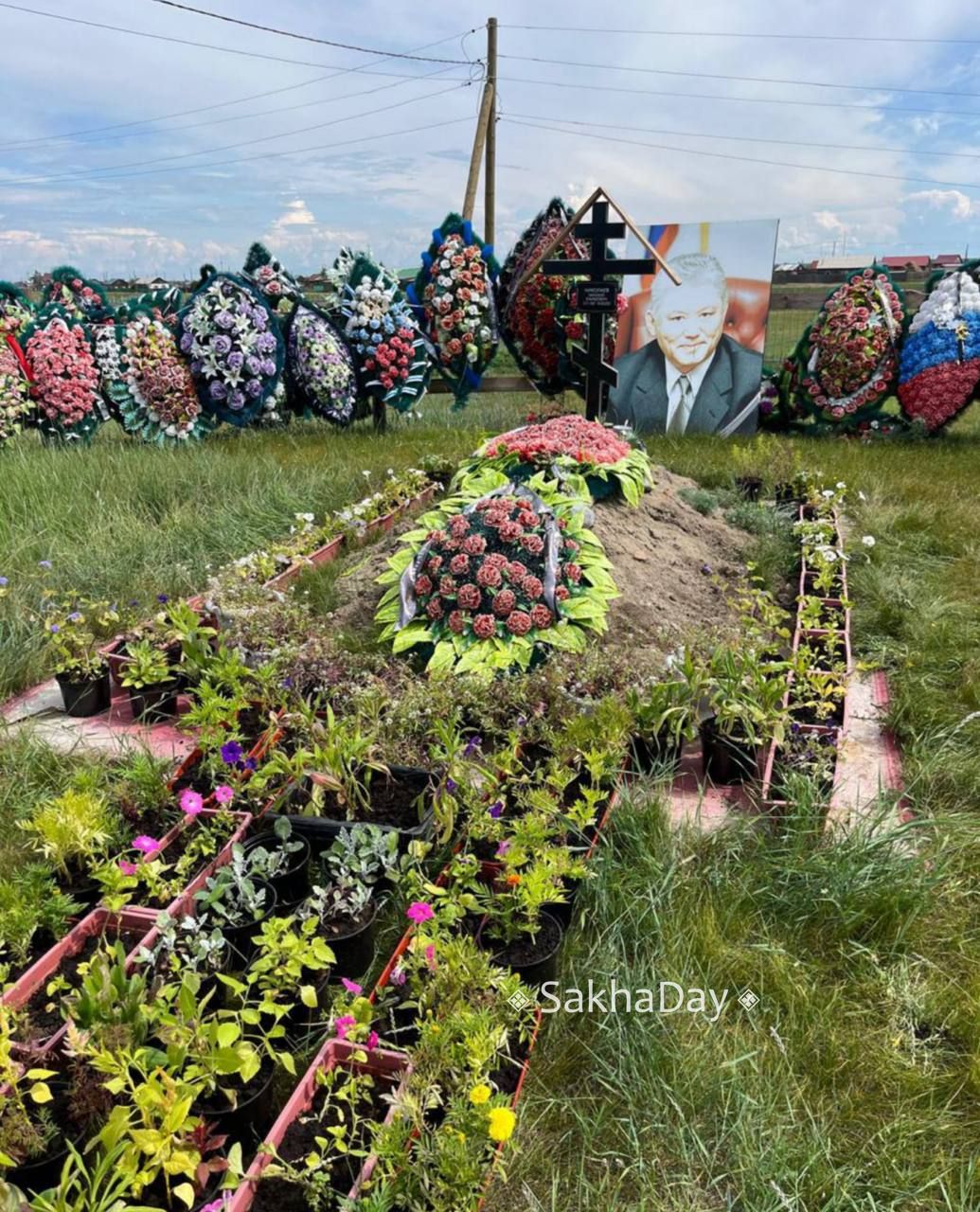 На месте могилы первого президента Якутии будет построен мемориальный комплекс