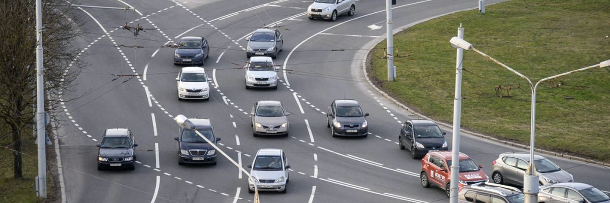Движемся прямо кому уступать: проверьте свои знания ПДД