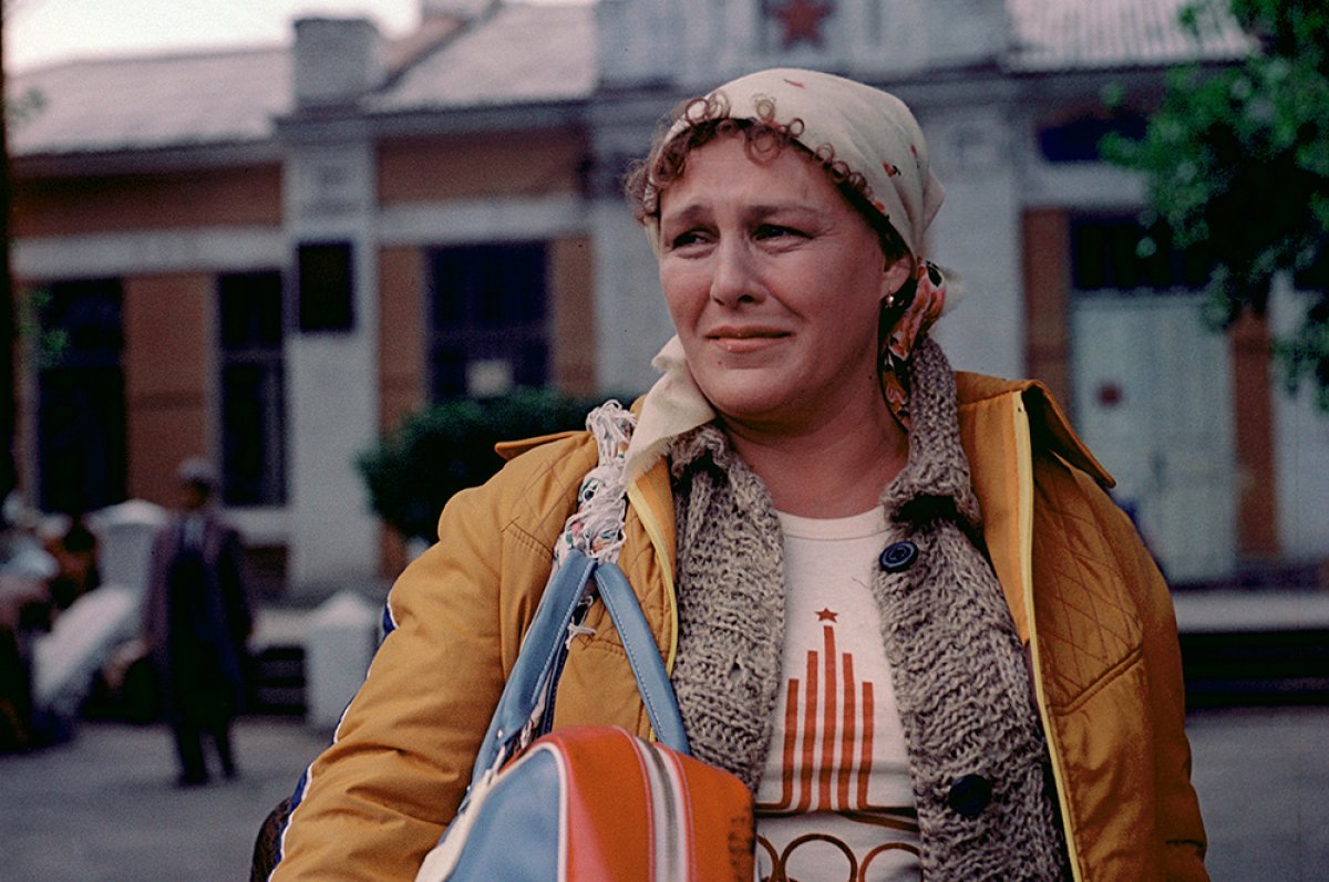 В тени известной бабушки: нелегкая жизнь внуков Нонны Мордюковой