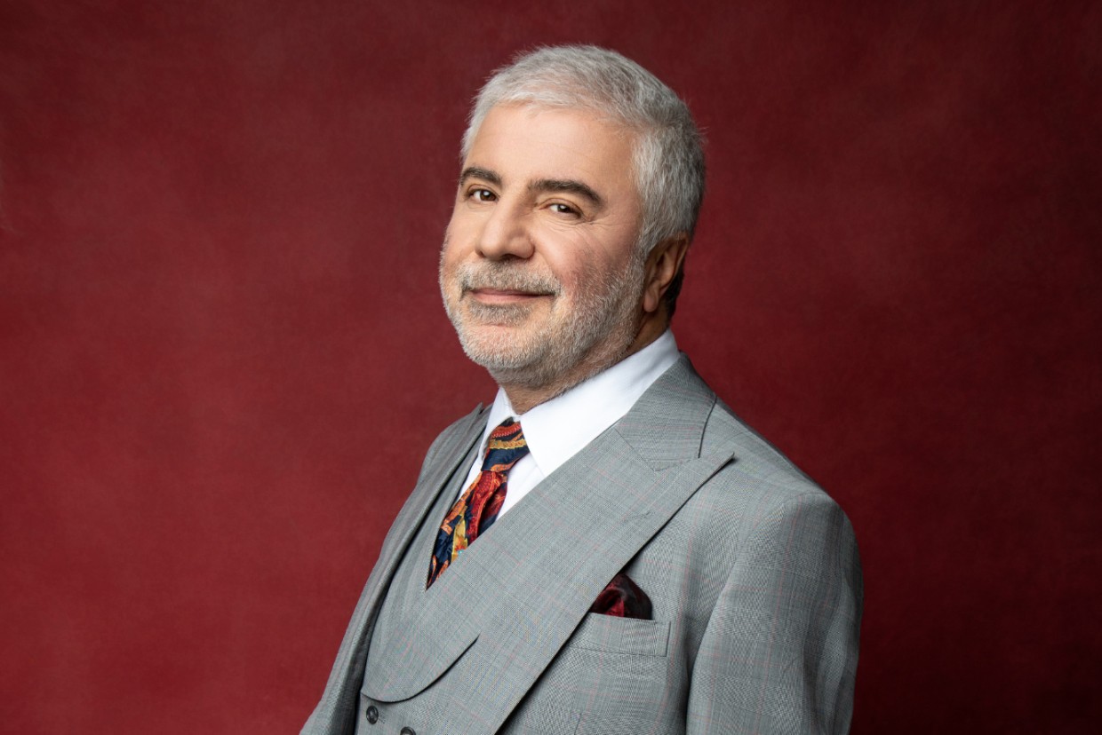 «Человеку многого не надо»: из кальянной в библиотеку — как живет звезда эстрады Сосо Павлиашвили