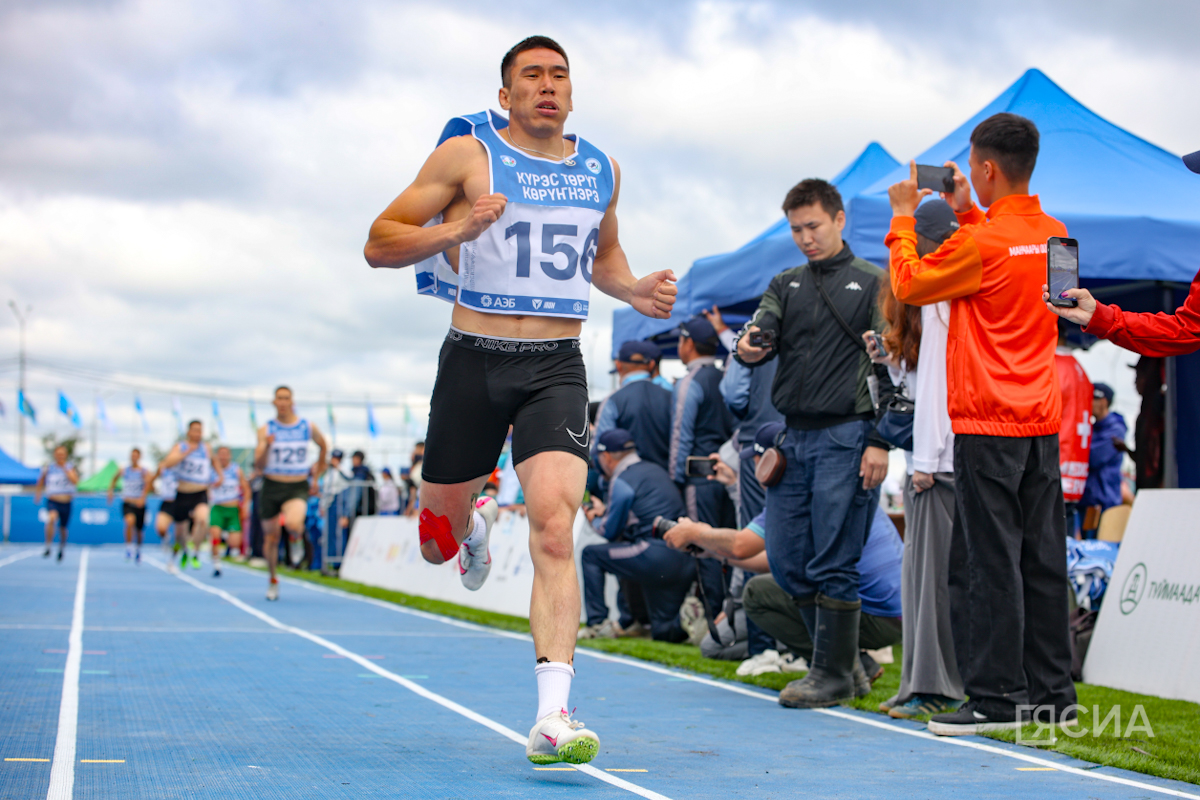 Борис Сдвижков вошел в историю как победитель Игр Дыгана и Игр Манчаары 2025 года