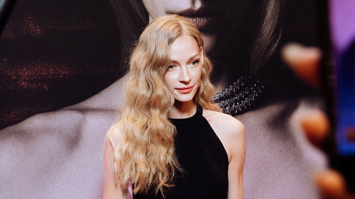 Роскошный минимализм: уют без изысков, но со вкусом — как выглядит квартира Светланы Ходченковой в Москва-Сити