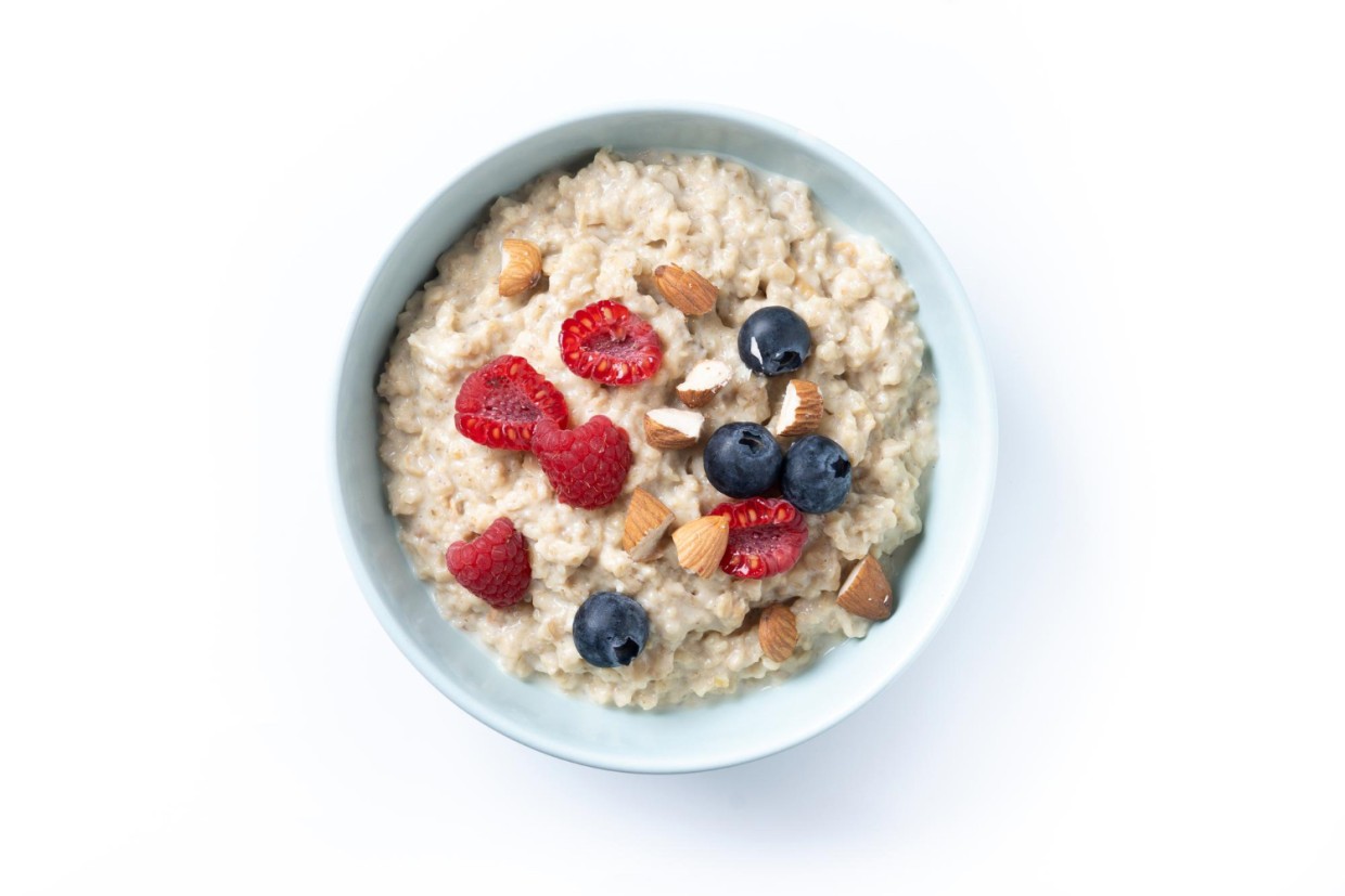 А это точно полезно, Бэрримор? Названы 4 шокирующих факта об овсяной каше — и они очень вряд ли обрадуют ЗОЖников