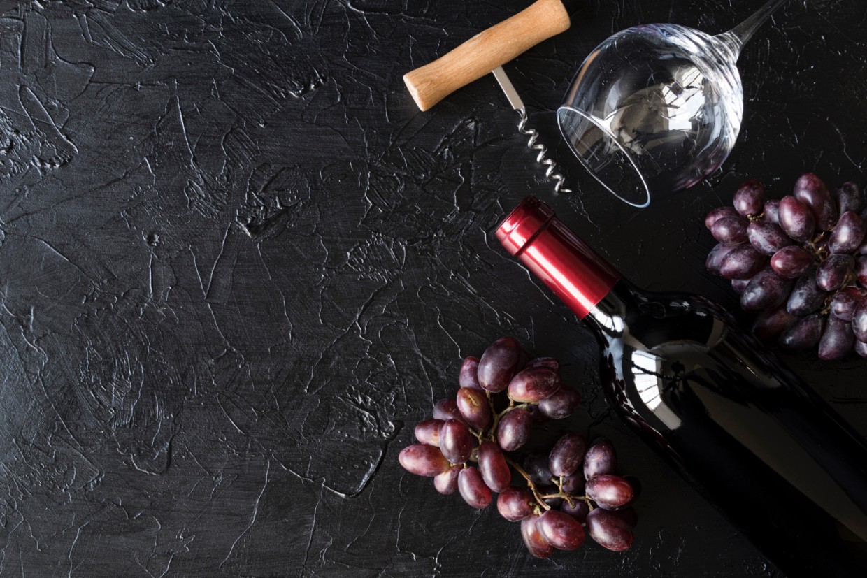 Зачем сомелье странный графин: наш герой декантер — вот, как он улучшает вина и ваши ужины