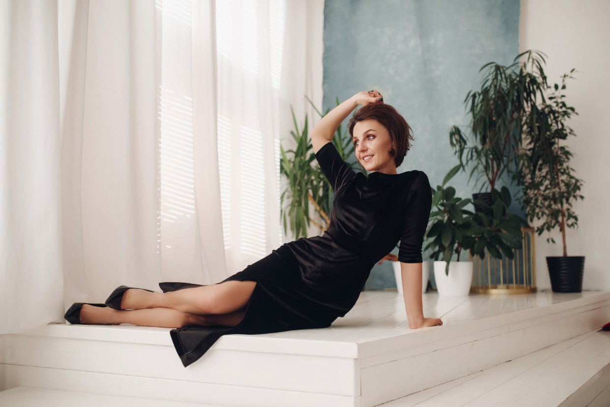 Она сломала систему: 3 правила стиля Коко Шанель, которые изменили мир — и все еще остаются актуальными сегодня