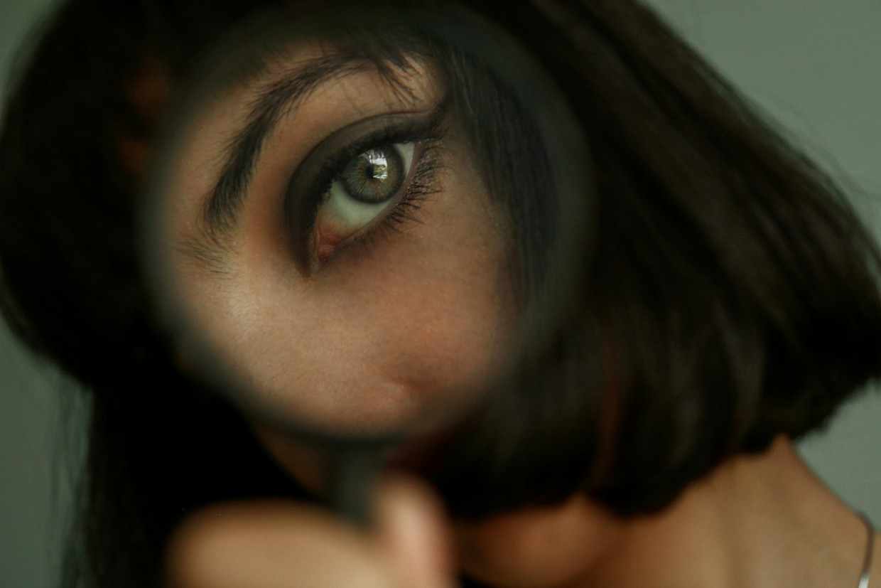 Звезда вечера за 5 минут: самый быстрый смоки в вашей жизни — с таким макияжем справится даже дилетантка, никогда не бравшая в руки тушь