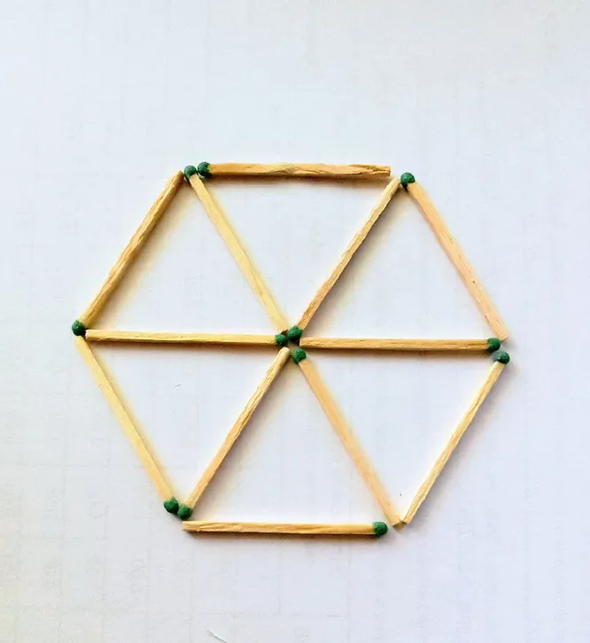 10 секунд до звания «спичечный мудрец»: эта головоломка на сообразительность встряхнет ваши мозги — лучше любого утреннего кофе