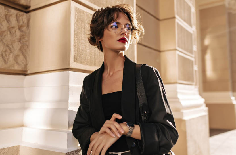 Выглядеть на миллион: эти 4 элемента гардероба должны быть у каждой женщины — учимся одеваться роскошно при любом бюджете