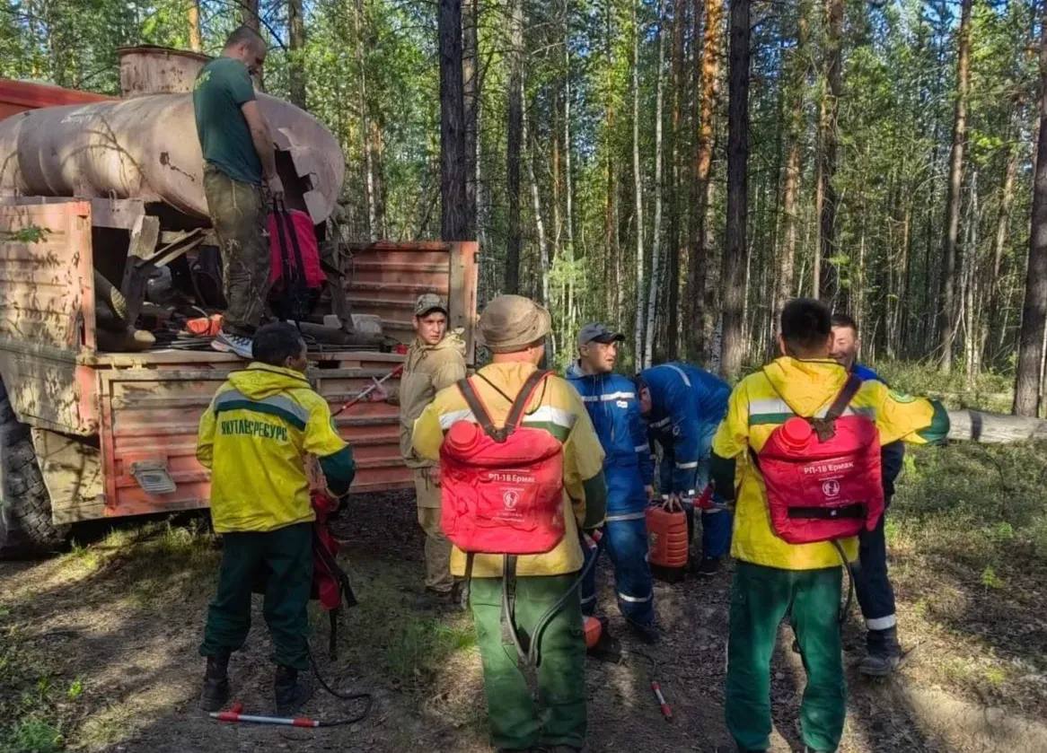 В Якутии тушат 59 лесных пожаров