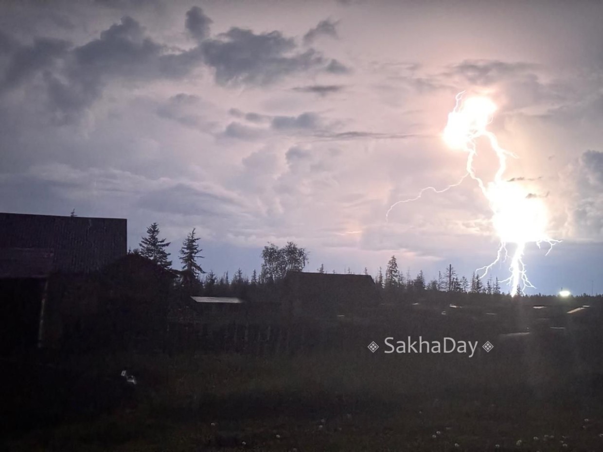 Сегодня в Якутии возможны грозы и сильный ветер
