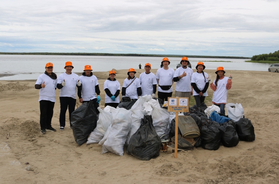 Якутскэнергосбыт провели акцию «оБЕРЕГай» на реках Лена и Алдан