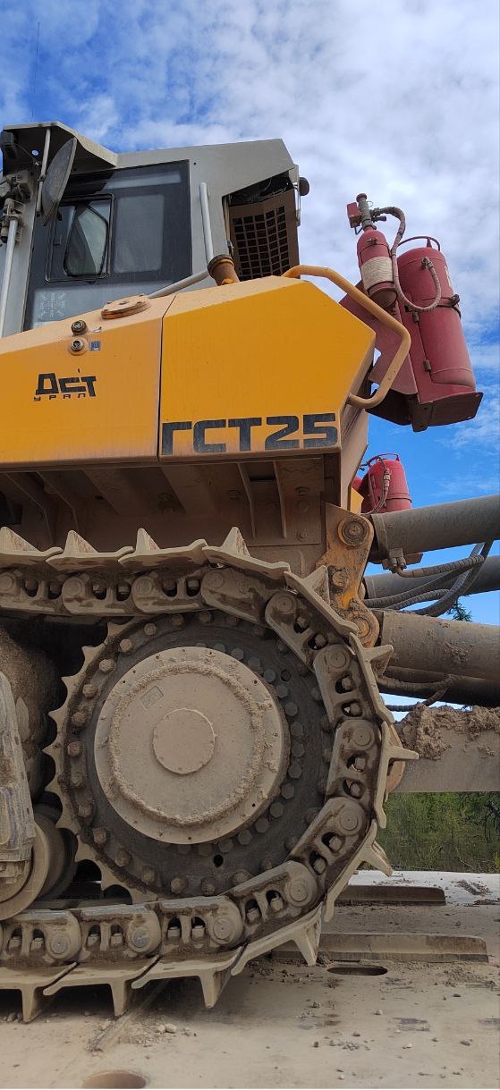 В «Алмазах Анабара» тестируют уникальный бульдозер от завода «Урал»