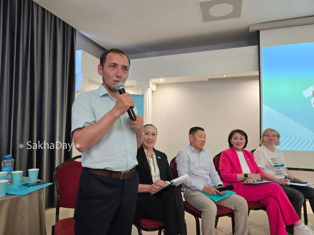 Депутат Ил Тумэн Александр Иванов сообщил, что «маски сняты»