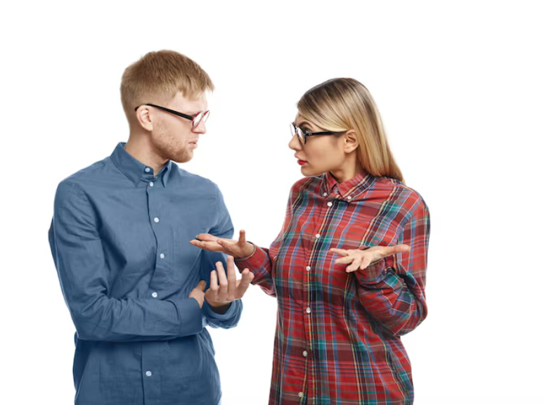 Танцы с бубном не помогут:  ТОП-3 знака, которые никому не доверяют — между вами вырастет стена из шипов