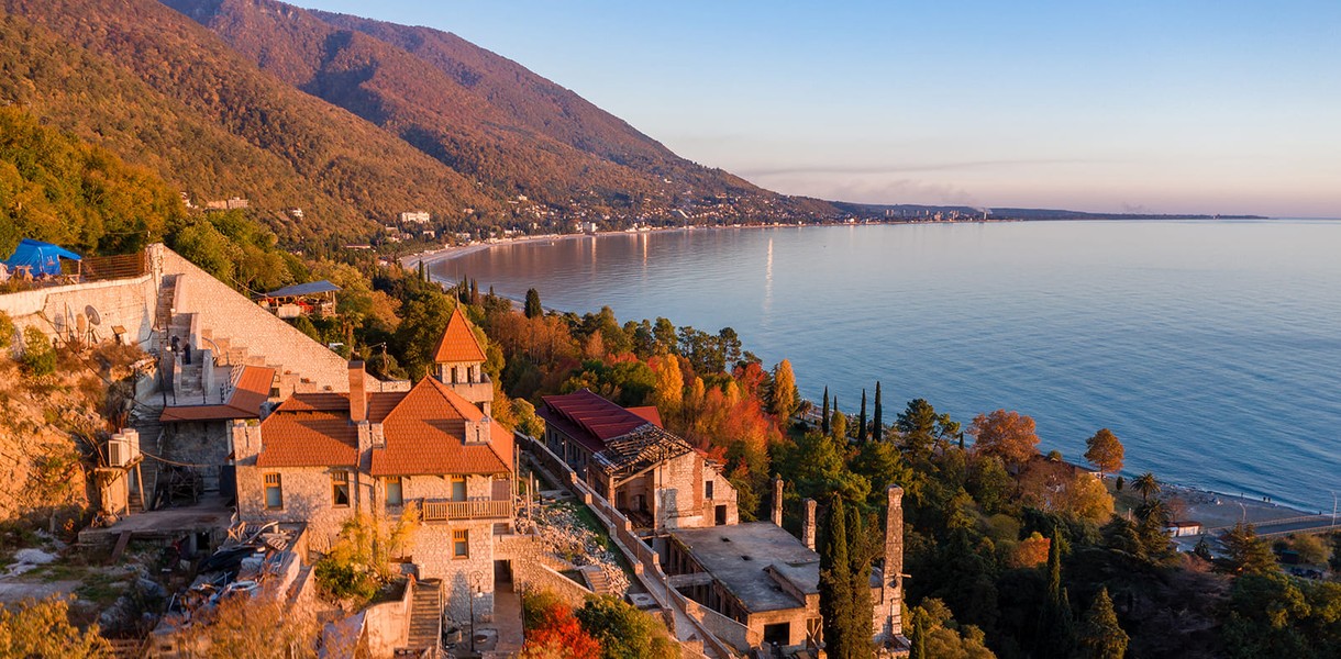 Заброшенная красота: руины старой Гагры — путешествие во времени и эстетике