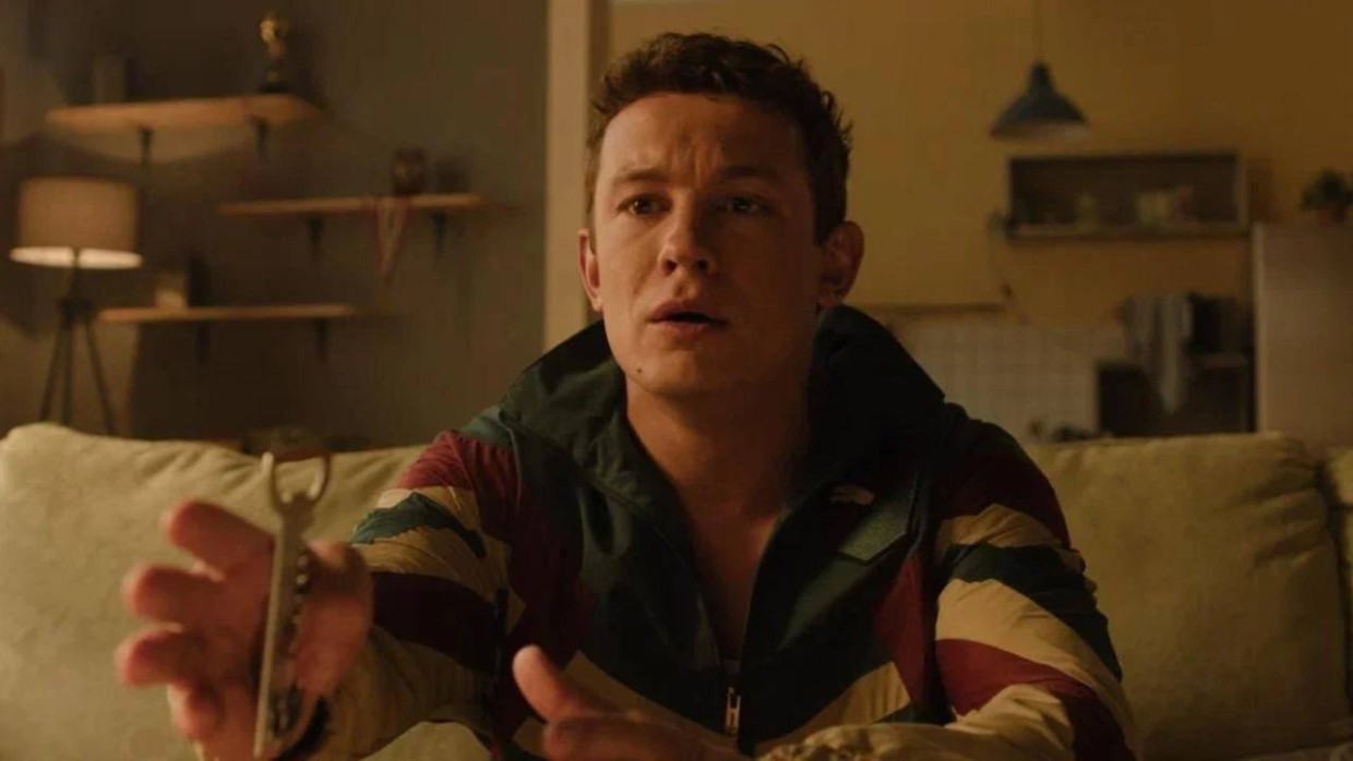 Дом Никиты Кологривого: трешка за 50 миллионов в Москве и дача в Новосибирске — актер выбрал свою философию