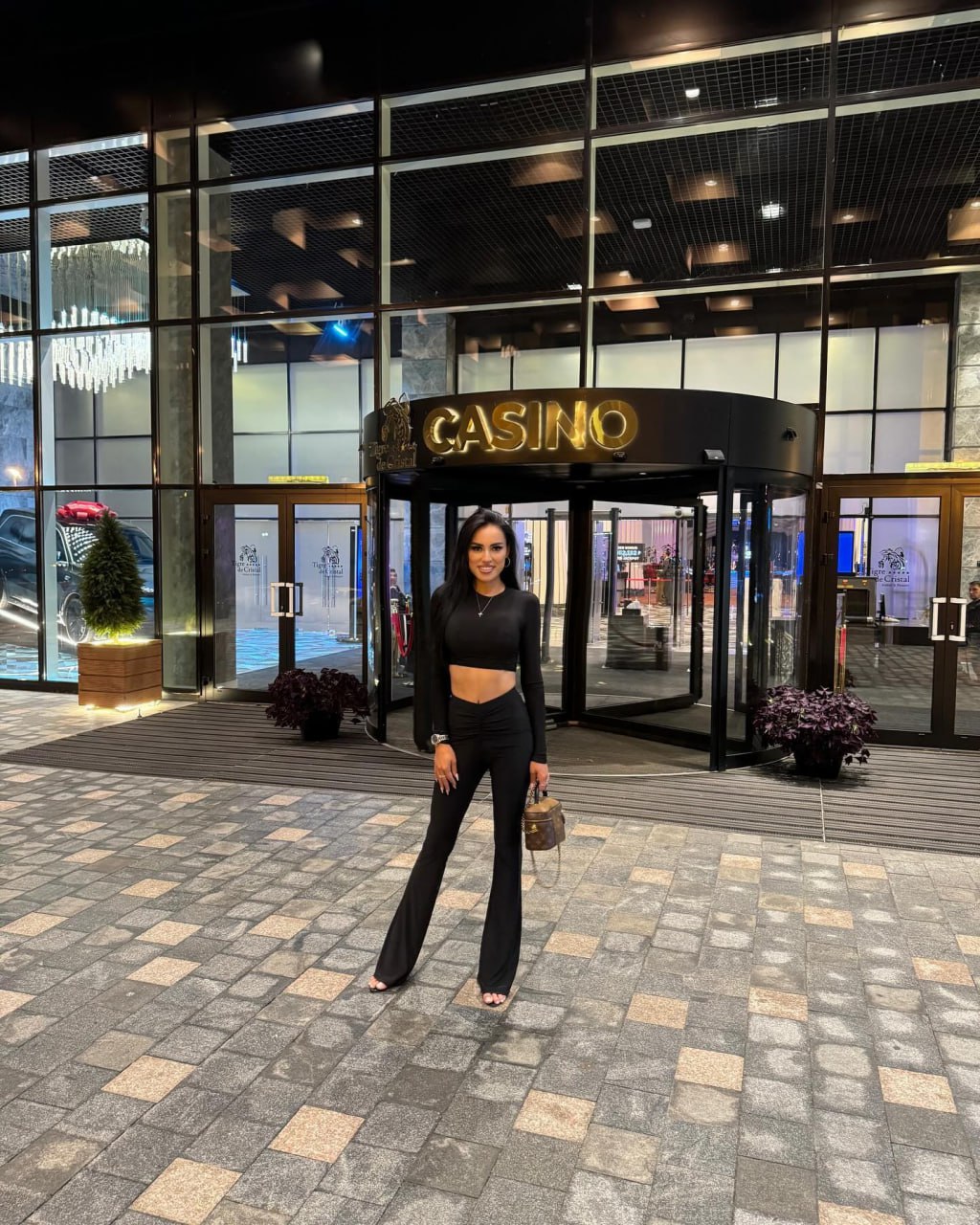 «Дробление бизнеса» привело к уголовному делу в отношении компании Гульнары Уваровой. Подробности сообщило УФНС Якутии