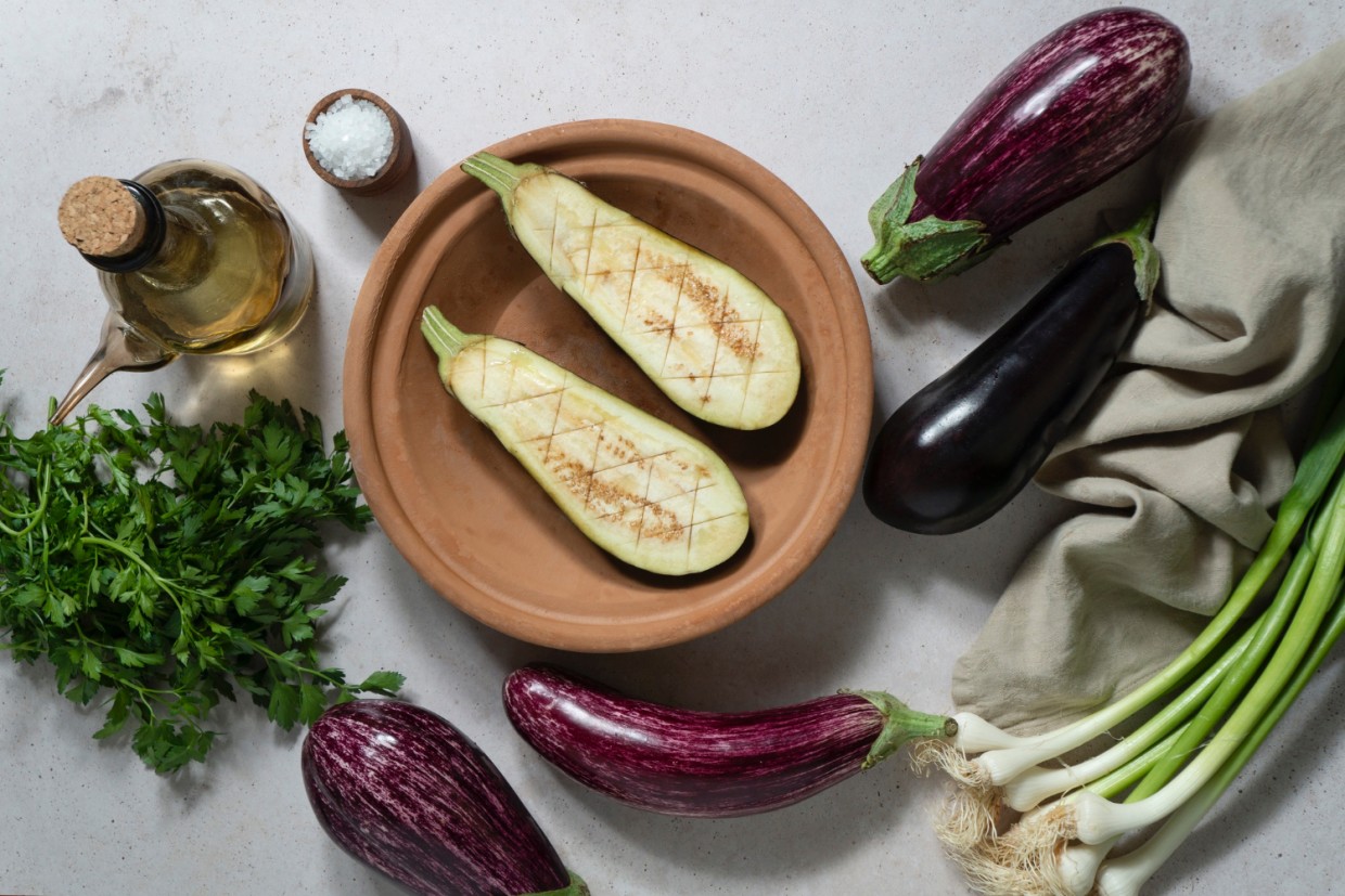 Баклажанная магия: простой рецепт, покоривший сердца — это бомба, а не закуска, и готовится за 15 минут