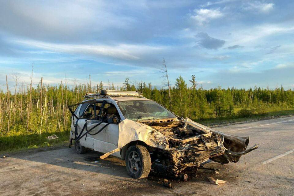 Среди пострадавших в страшной аварии на Вилюйском тракте трое детей. Один — в крайне тяжёлом состоянии