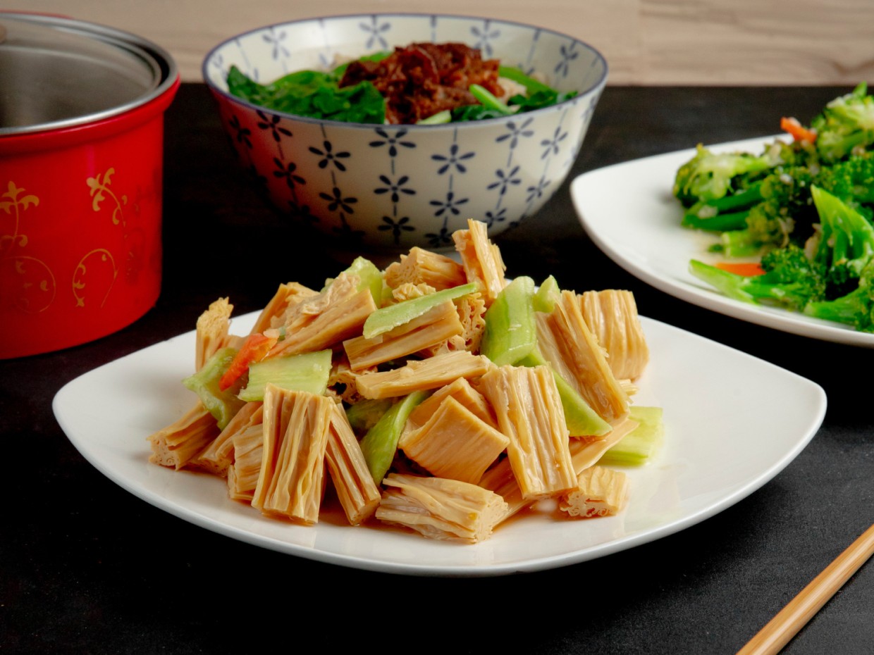 Соевая иллюзия: что скрывается за «спаржей по-корейски» — разбор продукта из Кореи под названием фучжу