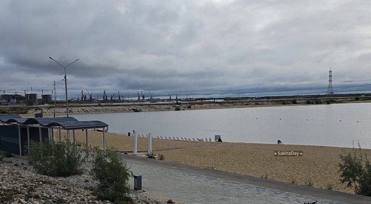 В мэрии Якутска заявили о закрытии городского пляжа