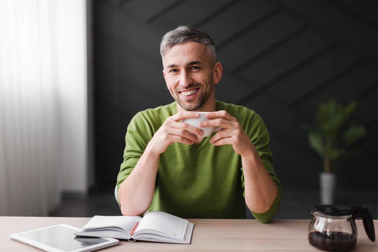 Сосуды на карандашике: какие напитки рекомендуют кардиологи для здоровья в 55+ — тайна долголетия в вашей чашке