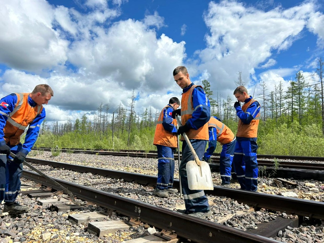 Белорусские студенты проводят трудовой семестр  на инфраструктуре АО «АК «ЖДЯ»