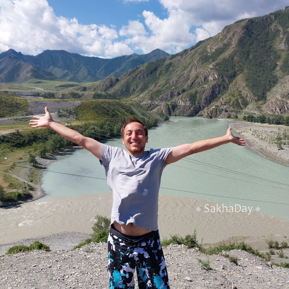 «Горы, небоскребы и Есенин»: Как отдыхают якутские депутаты?