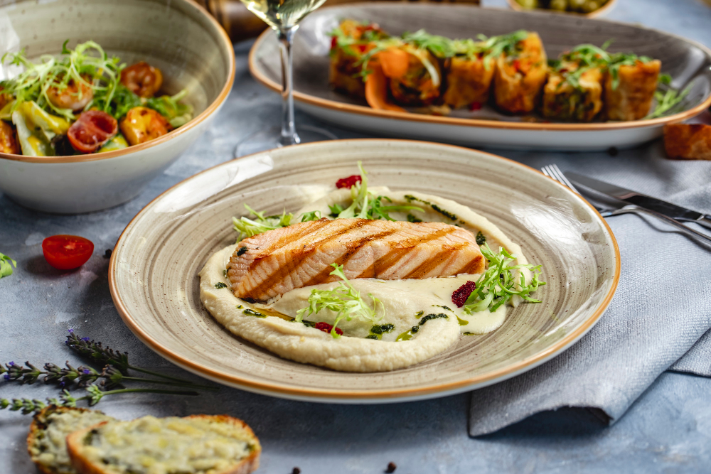 Такое подают только в Европе: сливочная скумбрия по норвежскому рецепту — ароматная рыба к праздничному столу