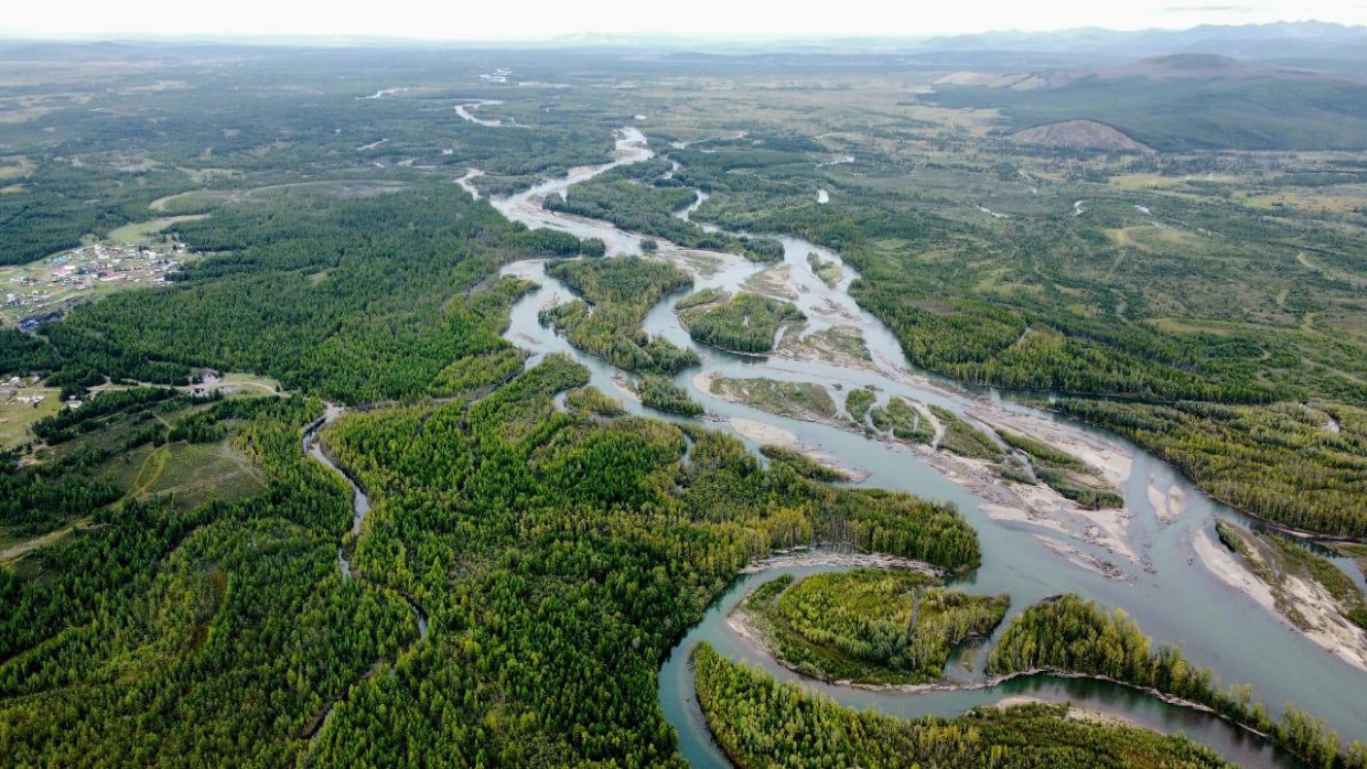 Вторая волна паводковых вод в Оймяконском районе превысила критический уровень