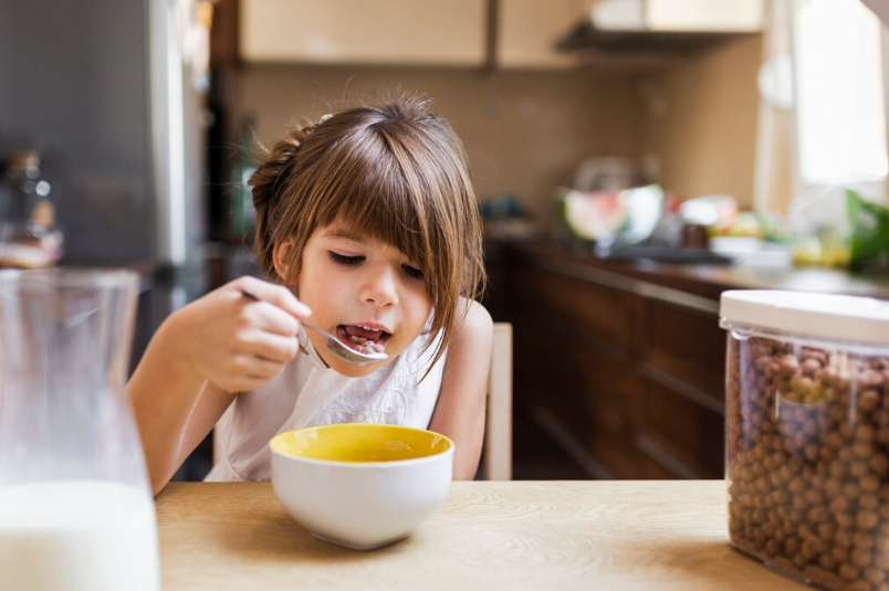 Накормить нехочуху овощами проще простого: «спрячьте» в чудо-супе — дети съедают до последней ложки