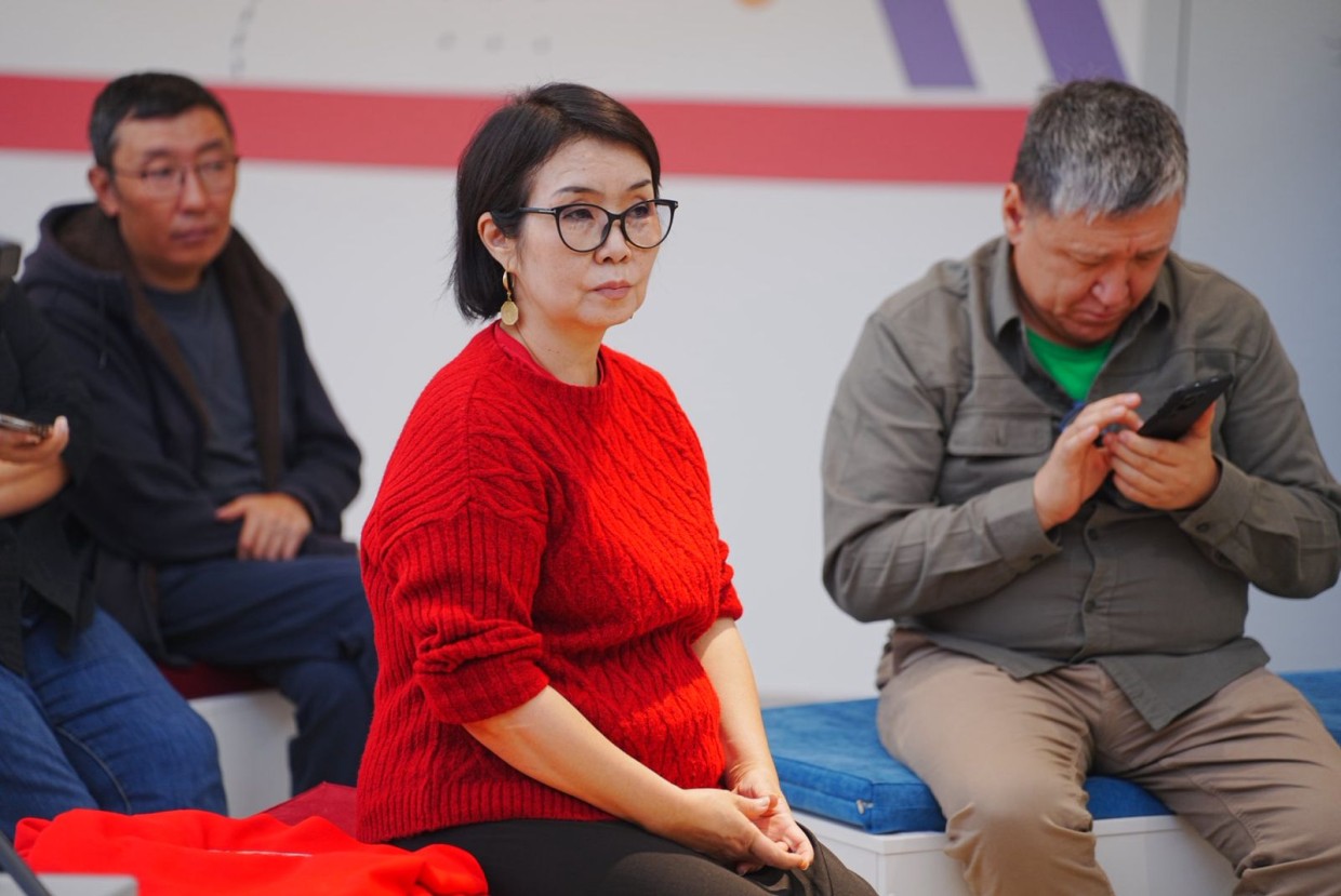 Журналист Яна Угарова предложила штрафовать молодежь за маты