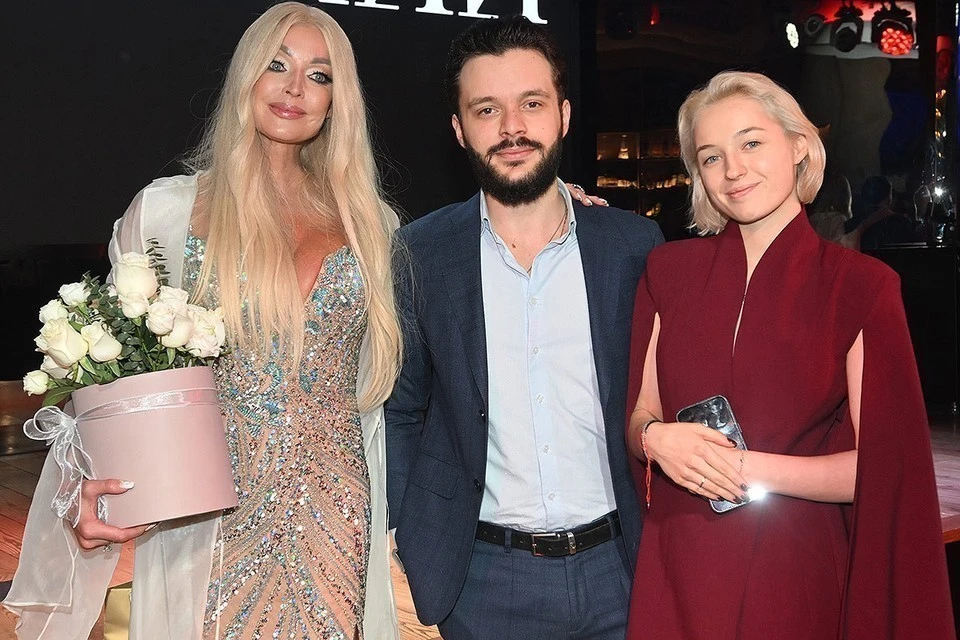 Да, она на коне: свадьба дочери Волочковой прошла без балерины — тайны и неожиданные решения торжества