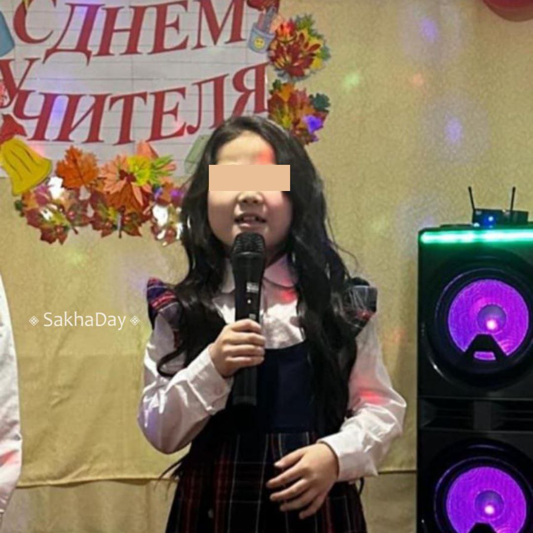 «Отдайте нашу Кристину!»: В селе Юкагир вторую неделю не могут похоронить девочку