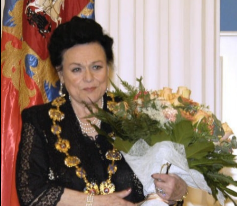 Рацион Людмилы Зыкиной: секрет формы легендарной советской певица — 5 привычек великой меццо-сопрано