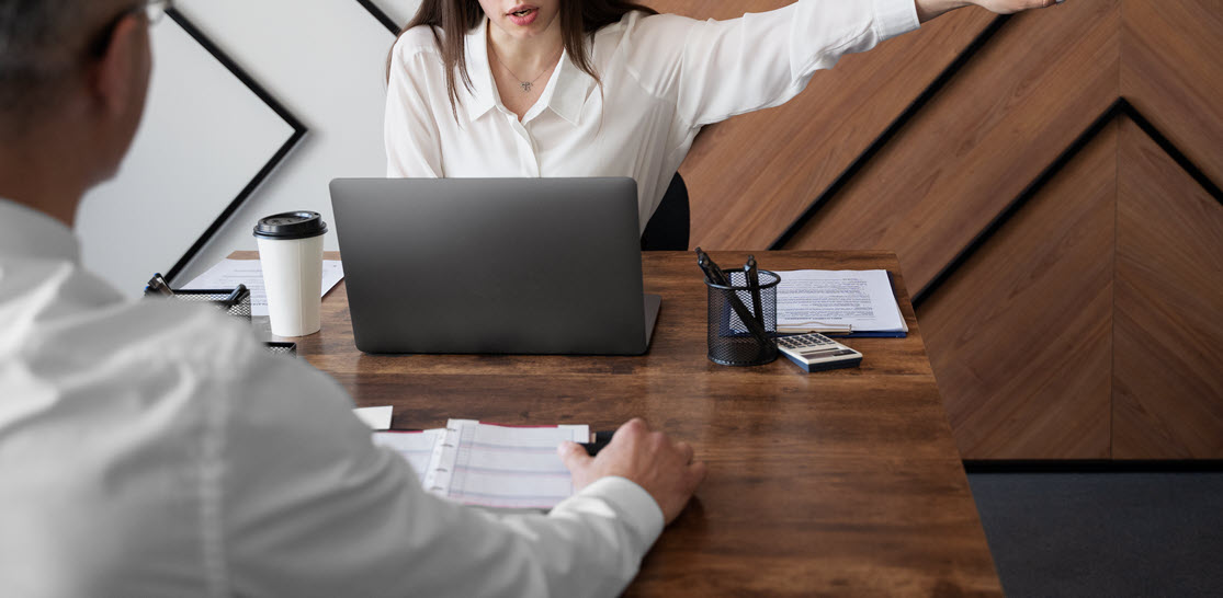 В соцсетях обсуждают слухи о предстоящем массовом сокращении бюджетников в Якутии