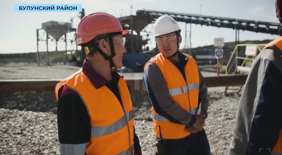 80 сотрудников «Алмазов Анабара» получили новую профессию по программе «Путёвка в жизнь»