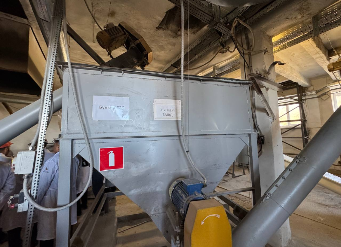 На Якутской птицефабрике обновили Кормоцех